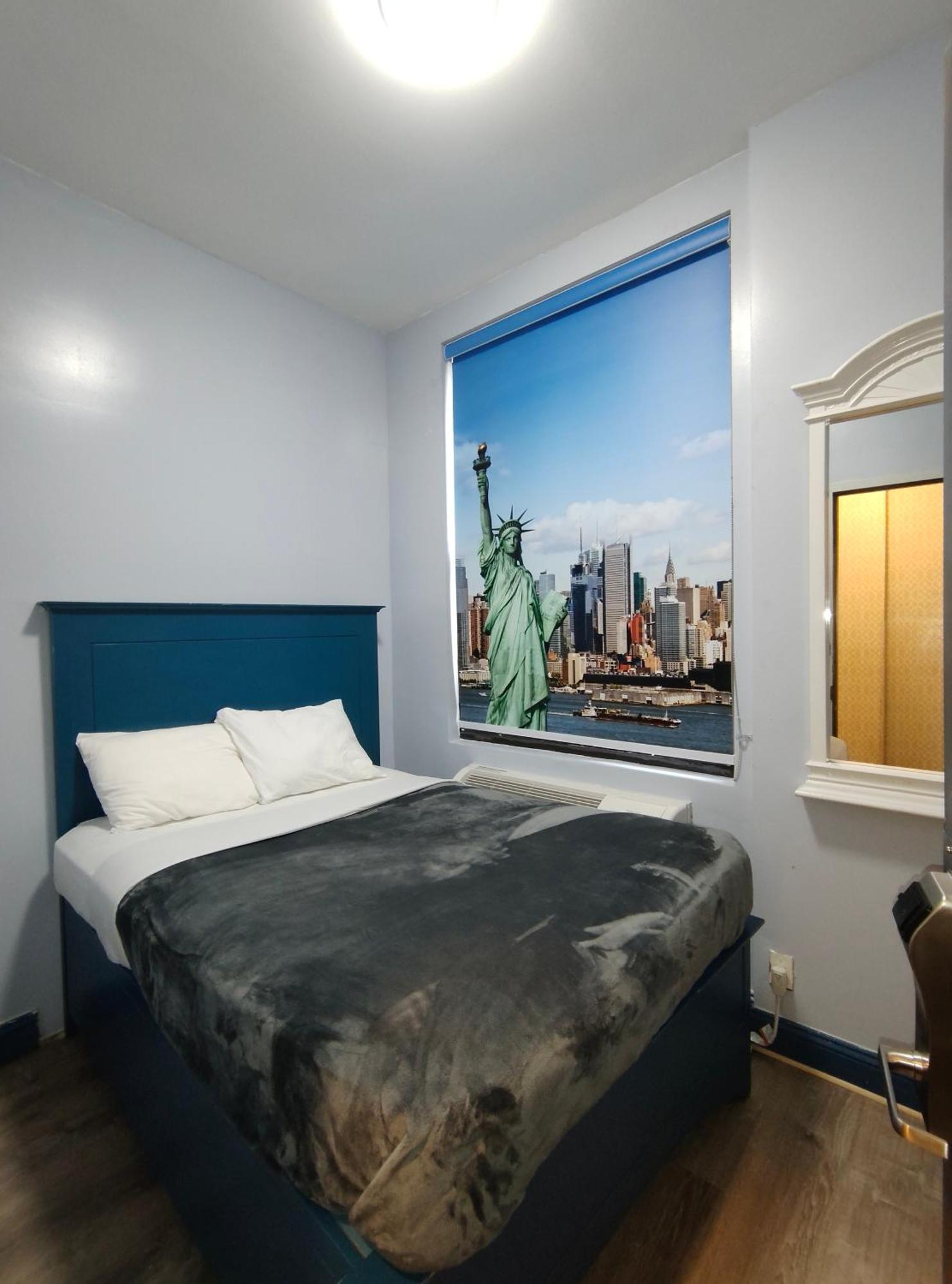 Essence Hotel New York Exterior photo